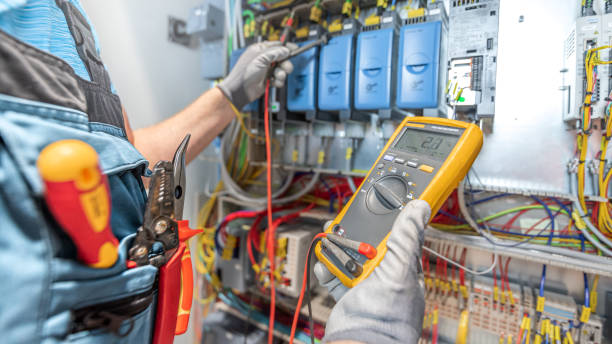 Best Circuit Breaker Repair  in Winsted, CT